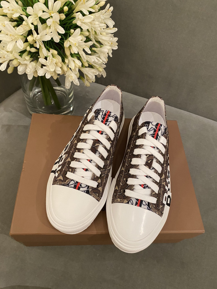 bubry sneakers