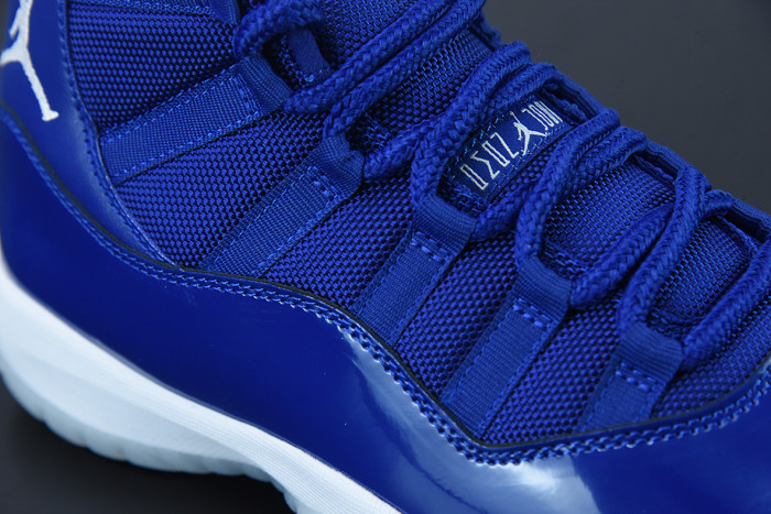air jordan 11 midnight navy white at7802-115