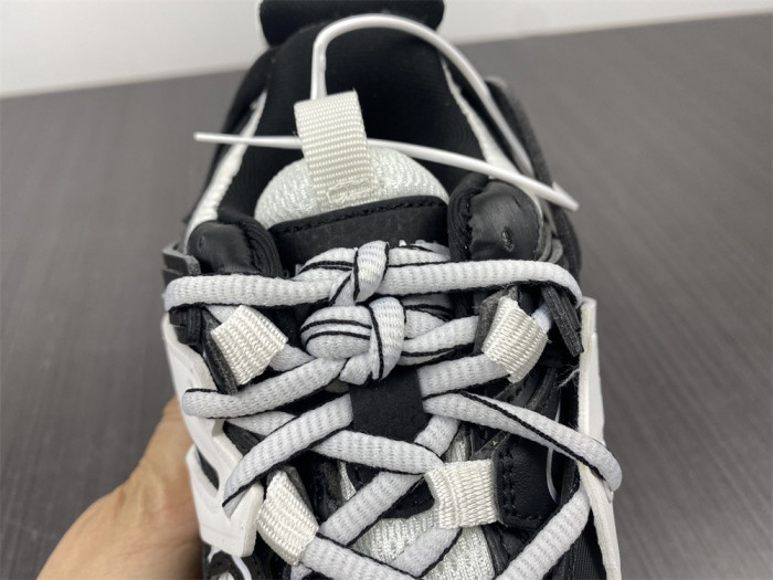 balciatrack clear sole white black 647741 w3bz2 9010