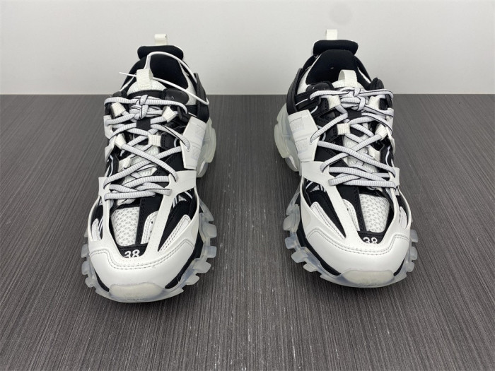 balciatrack clear sole white black 647741 w3bz2 9010