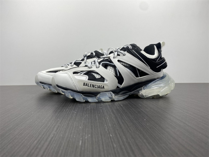 balciatrack clear sole white black 647741 w3bz2 9010