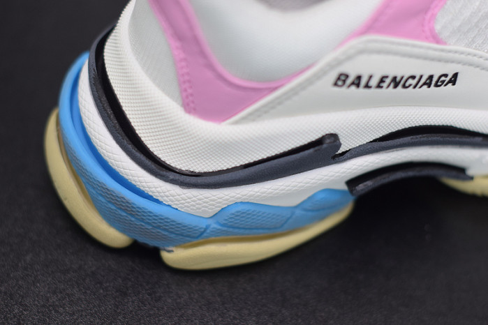 balcia triple s 541624 w06e2 7352