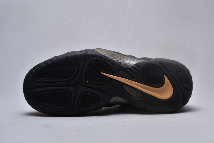 nike air foamposite one authracite black metallic gold 624041-009