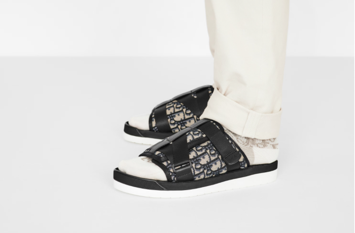 D*or alpha sandal