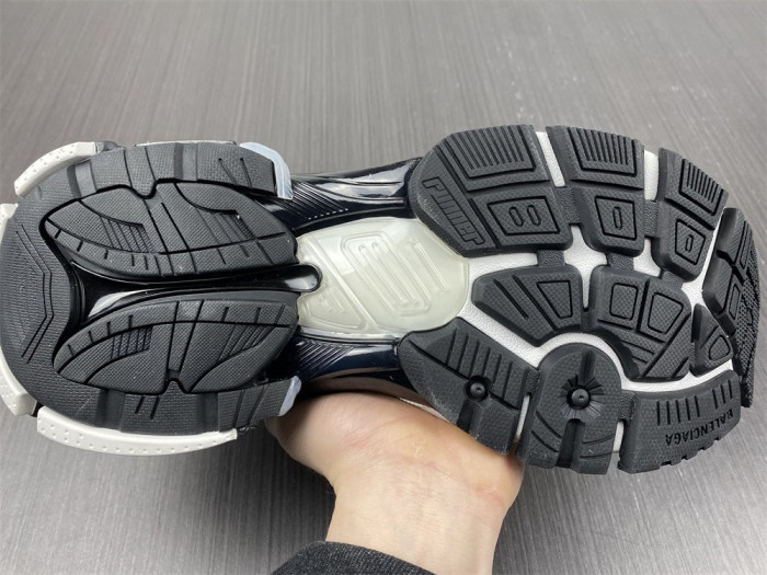 balcia runner white black white