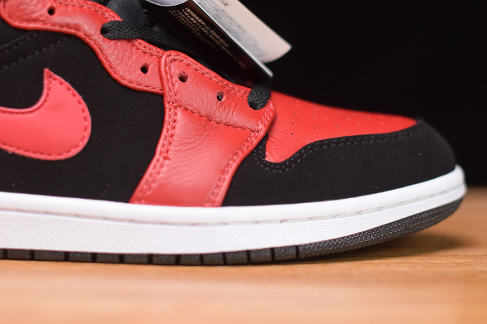 air jordan 1 mid reverse bred 554724-054