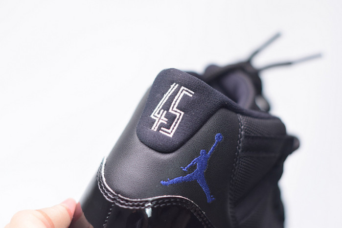 air jordan 11 retro space jam 378037-003