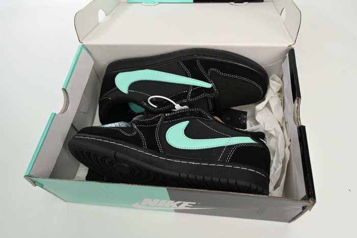 travis scott x air jordan 1 T*f*ny low dm7866-401