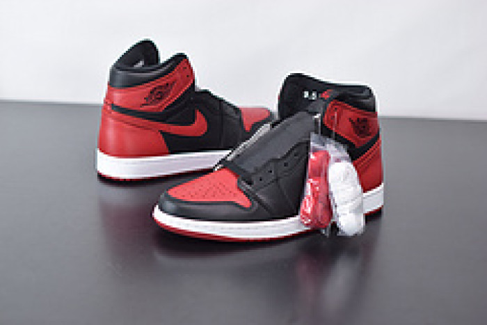 air jordan 1 retro high og banned 555088-001
