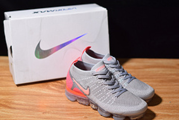 nike air vapormax 2 atmosphere grey crimson pulse 942843-005