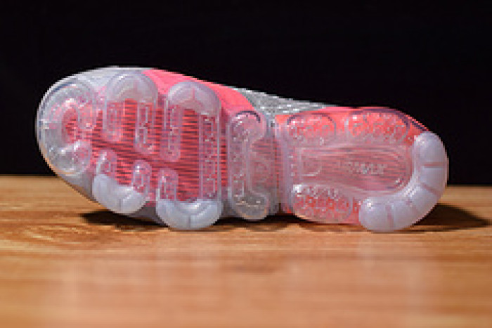 nike air vapormax 2 atmosphere grey crimson pulse 942843-005