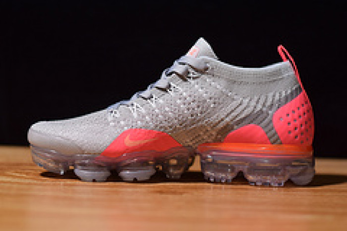 nike air vapormax 2 atmosphere grey crimson pulse 942843-005