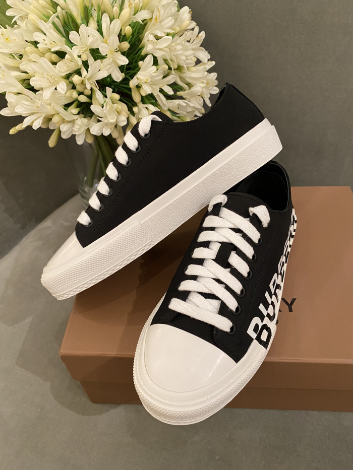 bubry sneakers