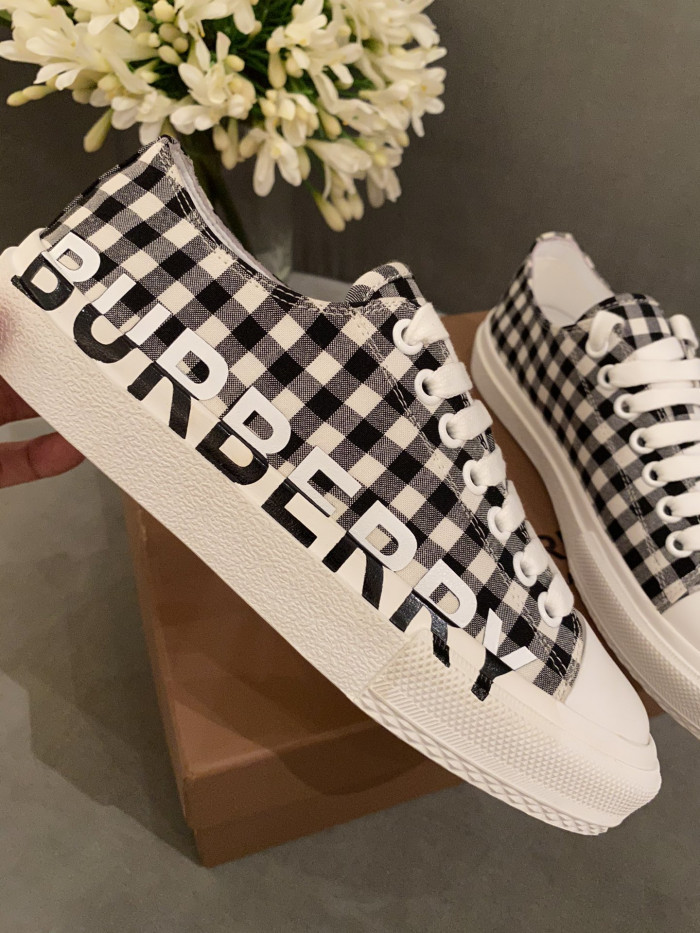 bubry sneakers
