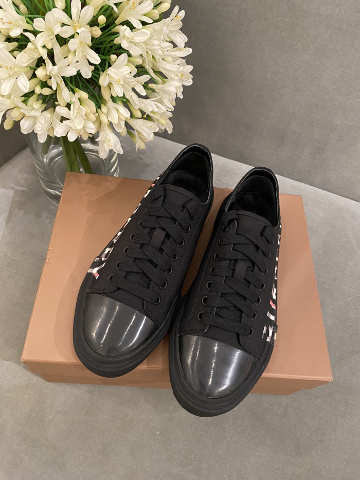 bubry sneakers