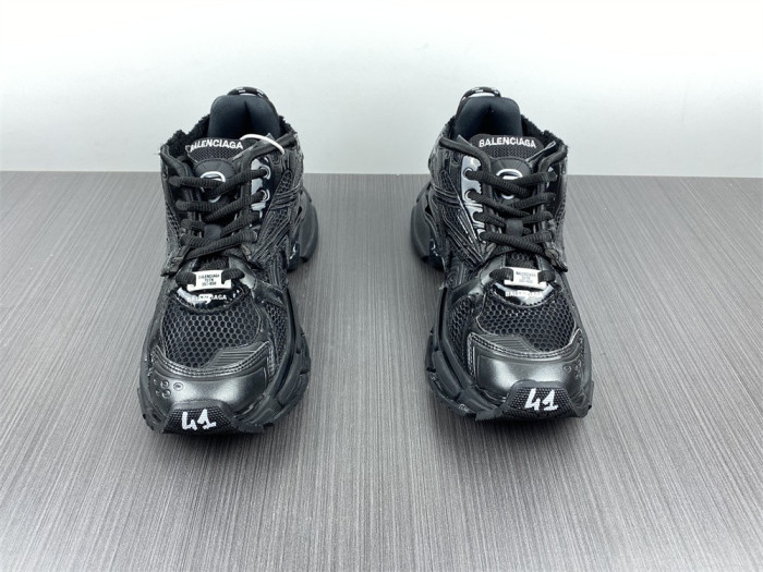 balcia track runner black Ba*len*cia*ga