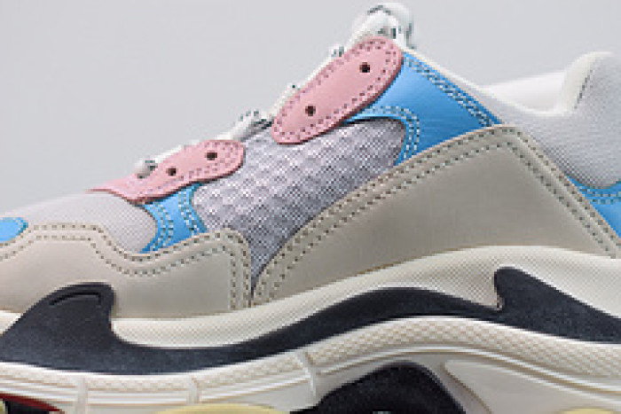 balcia triple s white blue 524039 w09oh 4196