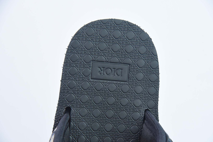 D*or alpha sandal