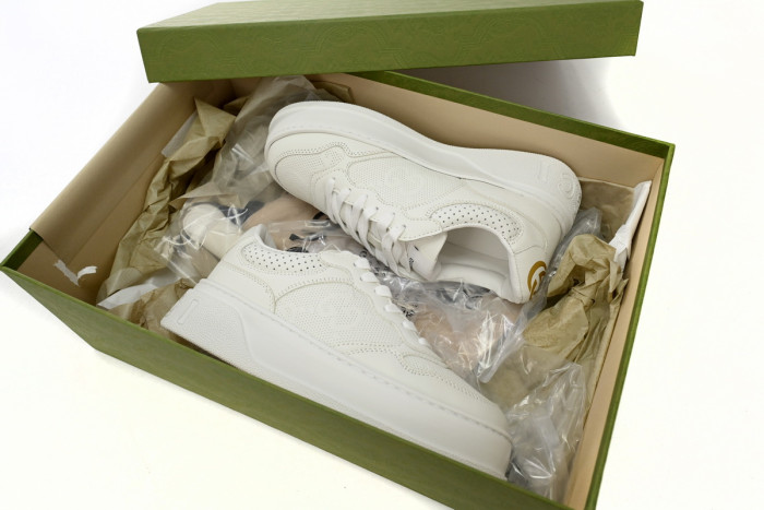 g*u*i sneaker women