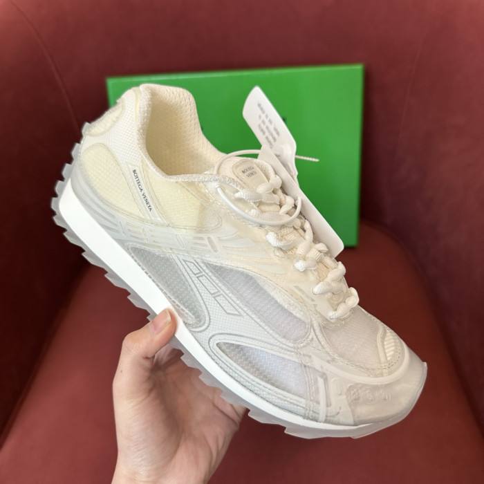 Bottega Veneta Orbit Runner White bv254810