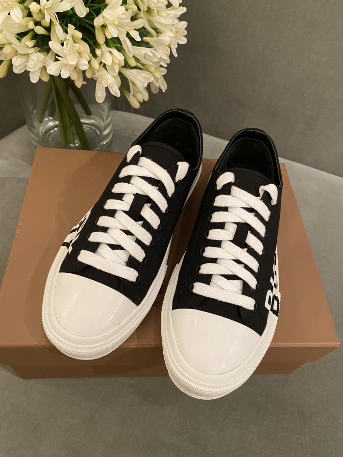 bubry sneakers