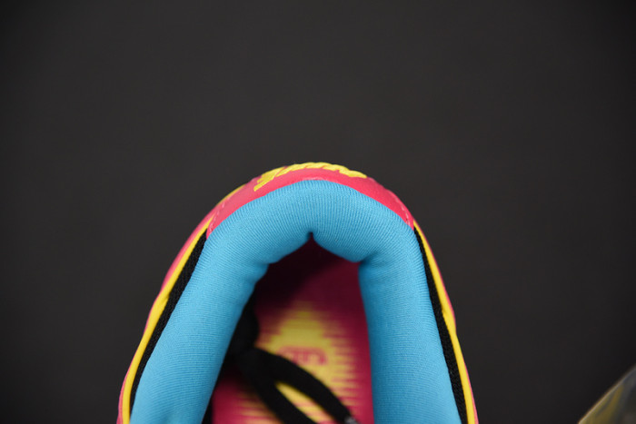 nike dunk sb low ms. pacman 313170-461
