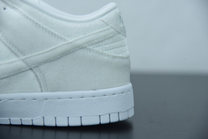 dover street market nike dunk low dh2686-100