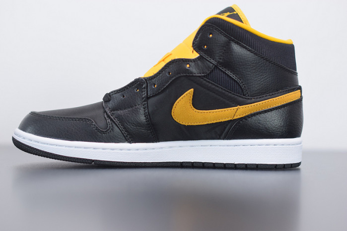 air jordan 1 mid black university gold ci9352-001