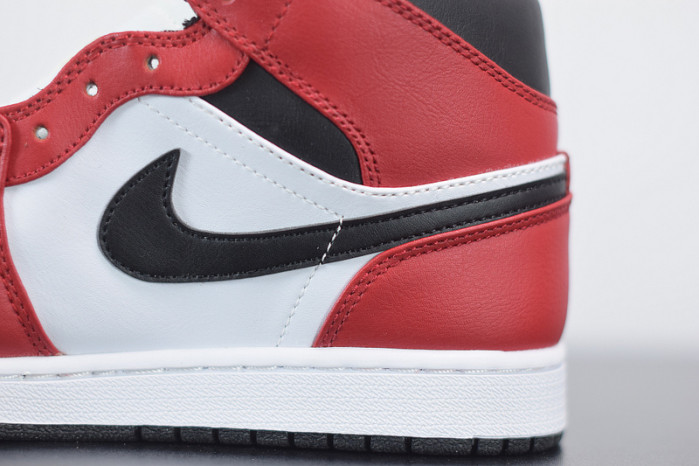 air jordan 1 mid chicago toe 554724-069