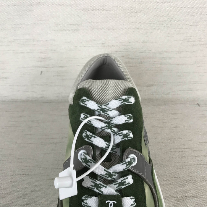 chnl sneaker