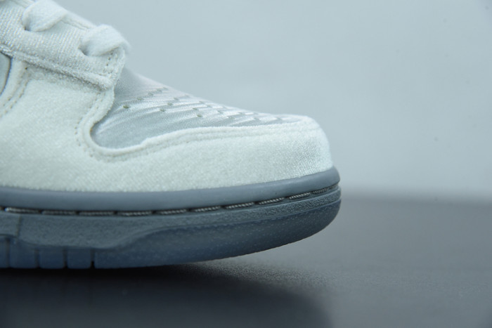 nike dunk low ice do2326-001