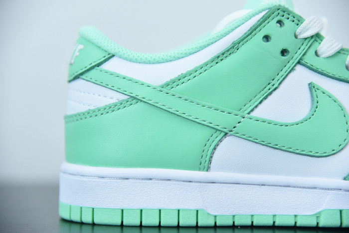 nike dunk low ＂green glow＂dd1503-105