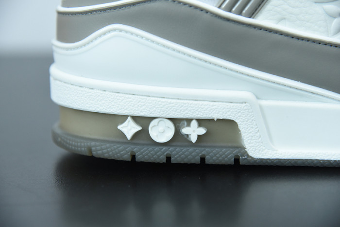 lv sneakers