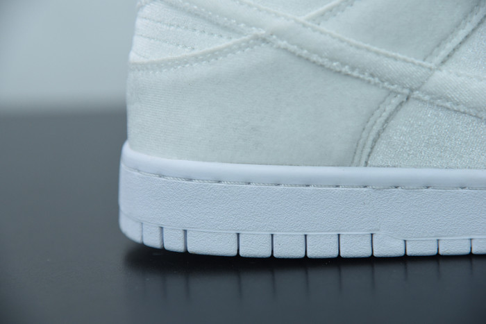 dover street market nike dunk low dh2686-100