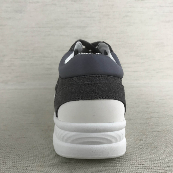 chnl sneaker