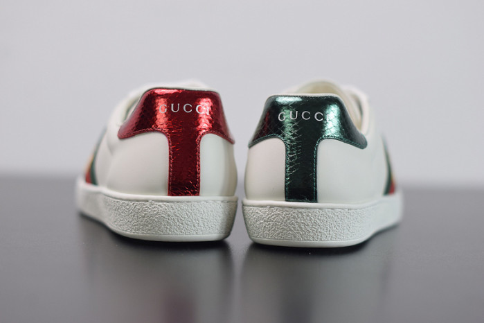 gci ace embroidered bee g003