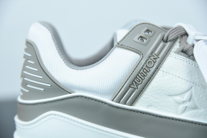 lv sneakers