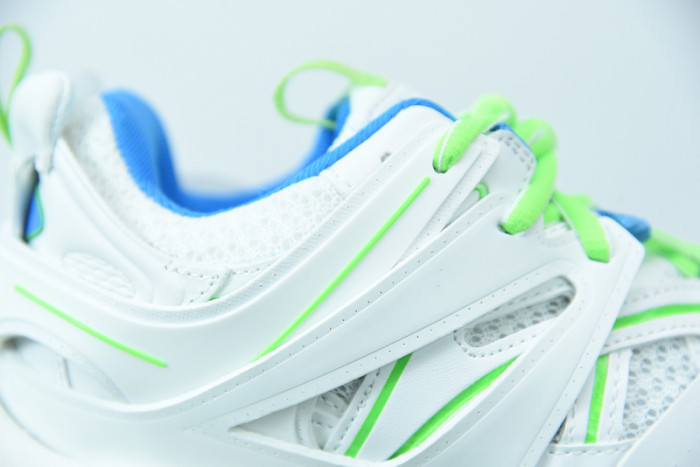 balcia track sneaker