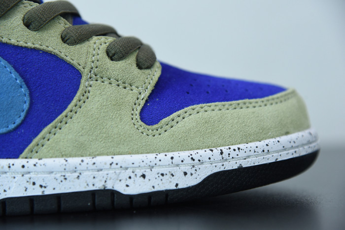 nike dunk low sb celadon bq6817-301