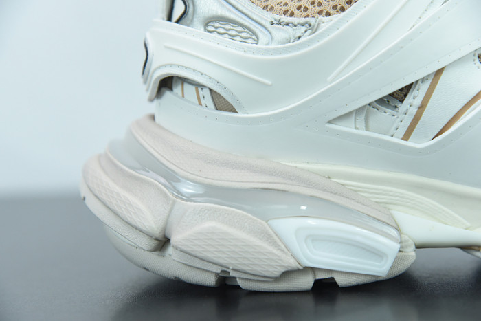 balcia track sneaker