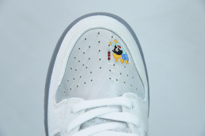 nike dunk low ice do2326-001