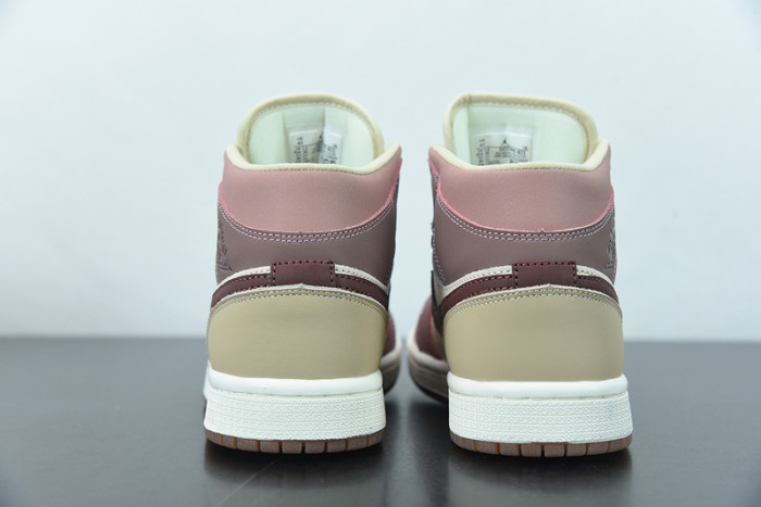 air jordan 1 mid do7440-821