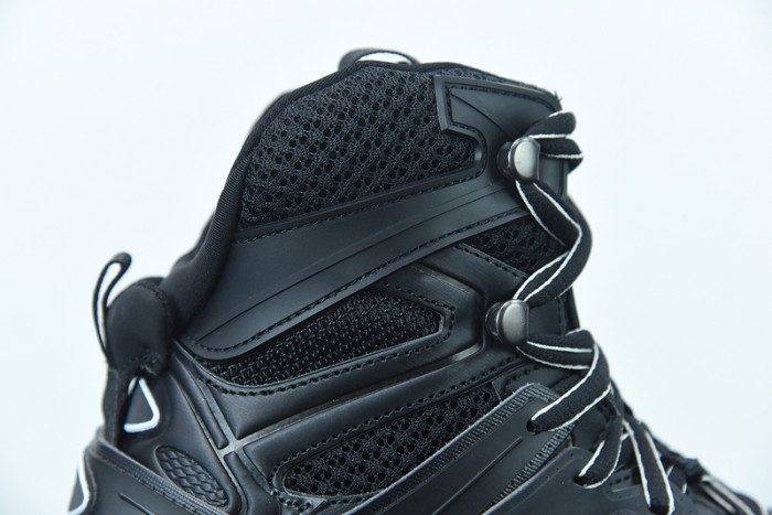 balcia track sneaker