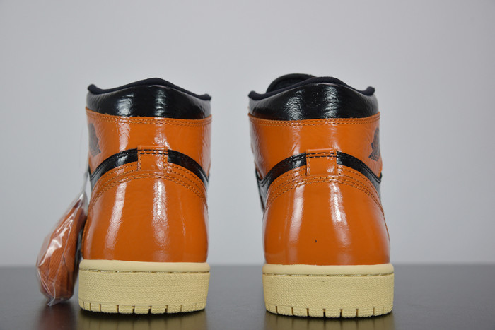 air jordan 1 retro high og shattered backboard 555088-028