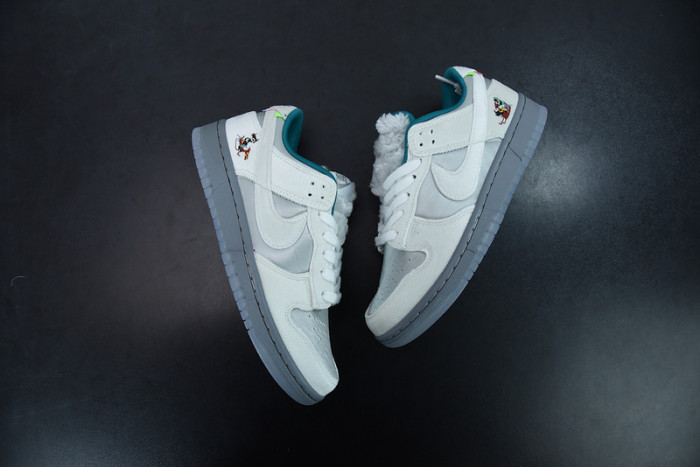 nike dunk low ice do2326-001
