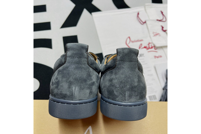 Ch**an louboutin