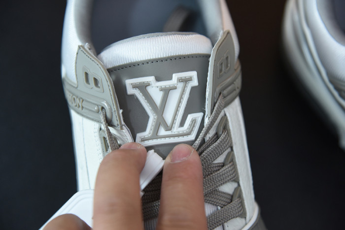 lv sneakers
