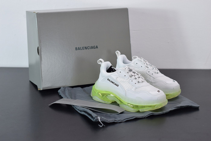 balcia triple s 544351 w09oa 0828