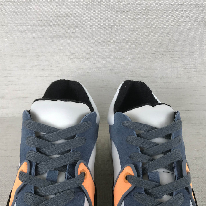 chnl sneaker