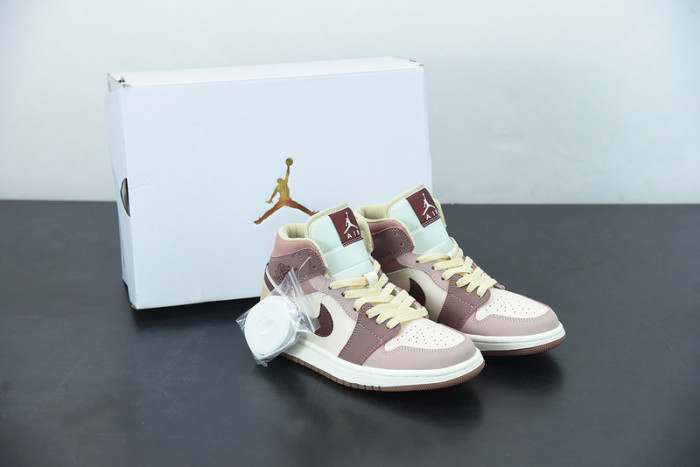 air jordan 1 mid do7440-821